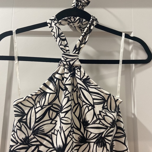 Ann Taylor Loft Size Small Halter Top Ties Black & White Floral Pattern EUC - Picture 4 of 11